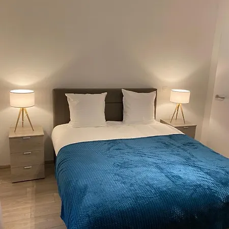 Apartman Amazing Appt 1 Bedroom In The Center Of With Jaccuzi By Reservation
