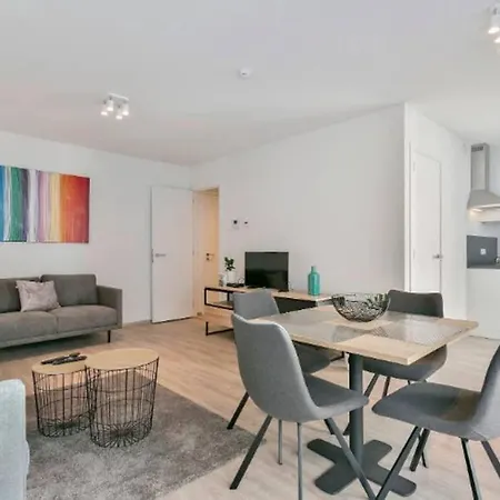 Apartman Amazing Appt 1 Bedroom In The Center Of With Jaccuzi By Reservation