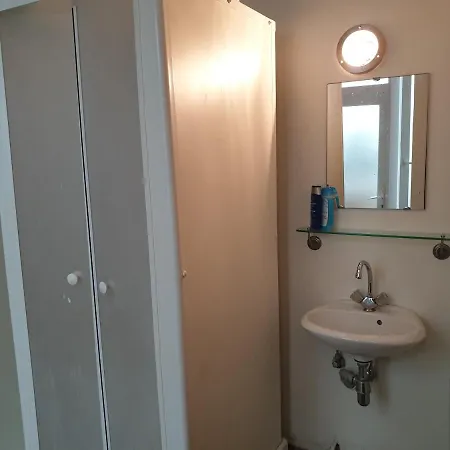 Group 2 Bedroom For 5 Brussels
