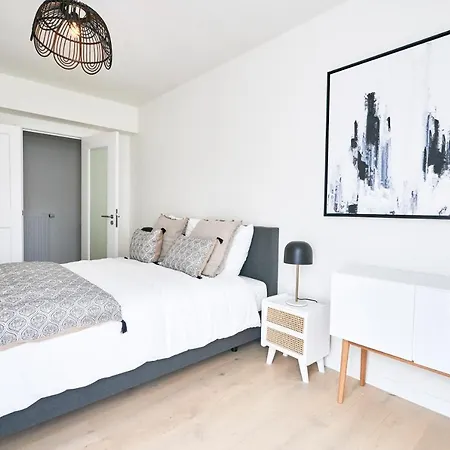 Diamant 1br * Brussels