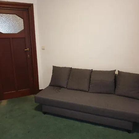 Near European District, 1-2 Bedroom Apartment. 브뤼셀