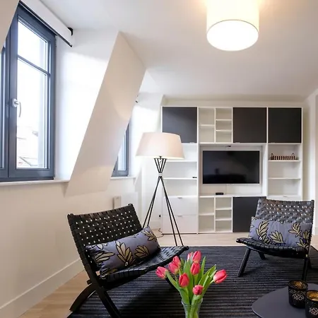 Fabulous In Châtelain Area Appartement