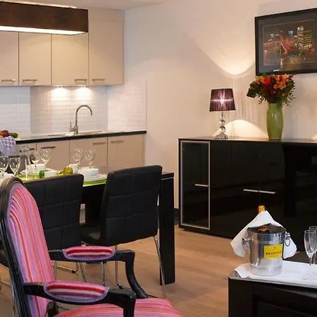 White Grand Place Luxury Flat Brüssel