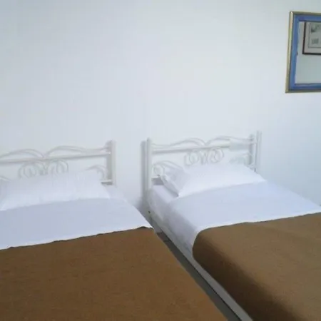 Holidays 3* Brussels