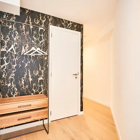 Diamant 1br Brussels