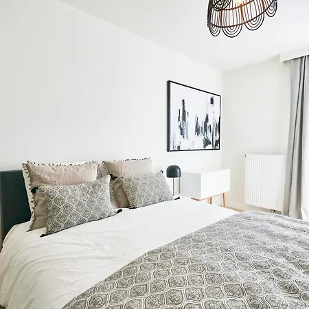 Diamant 1br * Brussels