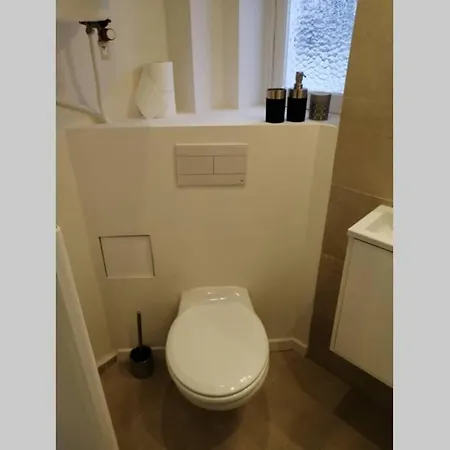 Apartamento - Fully Renovated Studio - Enjoy Your !
