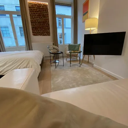 Studio Center Apartment *