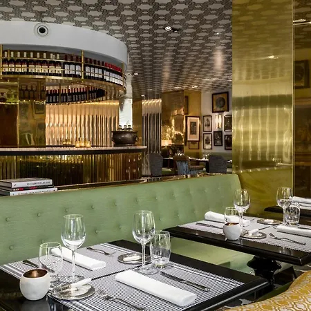 Nh コレクション グラン サブロン ホテル 4*