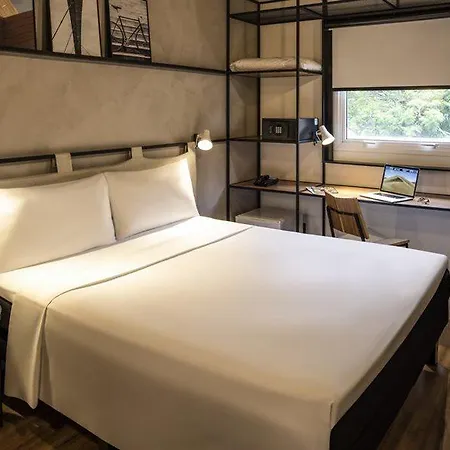 Ibis Centre Chatelain