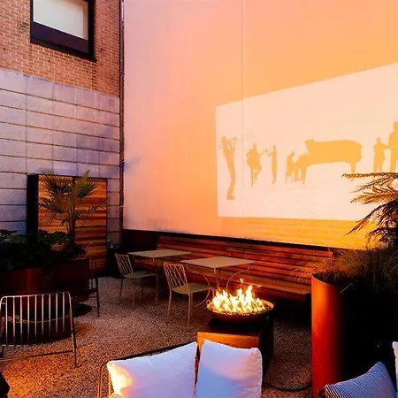Ibis Brussels Centre Chatelain Ξενοδοχείο 3*