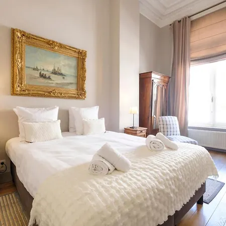 Grand Place Flats شقة