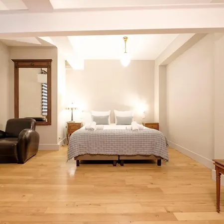 Grand Place Flats Apartment *