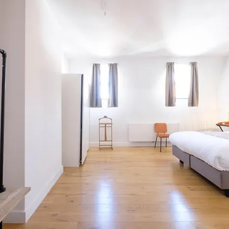 Place Stephanie Flats Apartman *