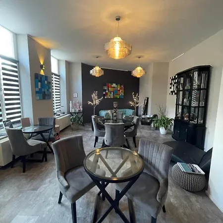 Bed & Breakfast In One 4*
