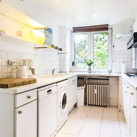 Chatelain Washington Apartment