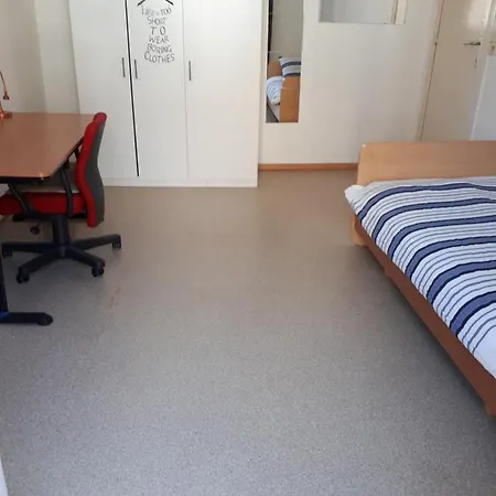 Accommodatie bij particulieren Brussels - Private Room With Balcony Or Terrace - Closely Metro Station Brussel