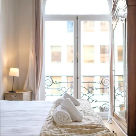 Apartment Grand Place Flats