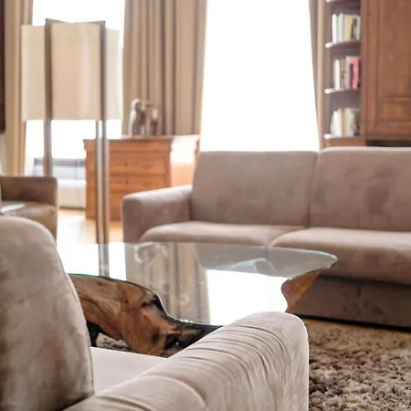 Grand Place Flats شقة بروكسل