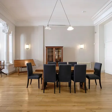 Apartment Grand Place Flats *