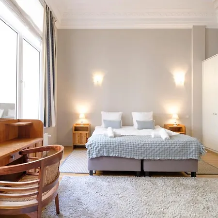 Grand Place Flats *