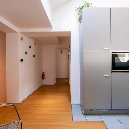 Smartflats - City Center Apartment *