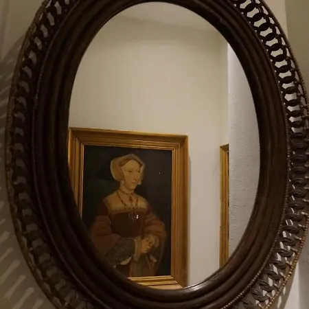 Rempart בית אירוח