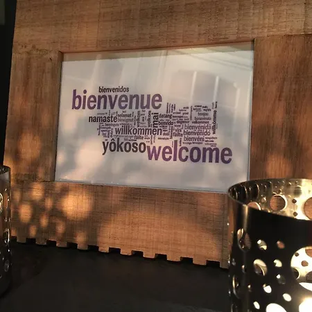 安睡公寓酒店 *