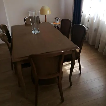 Lux Family Room In Ganshoren Brussels