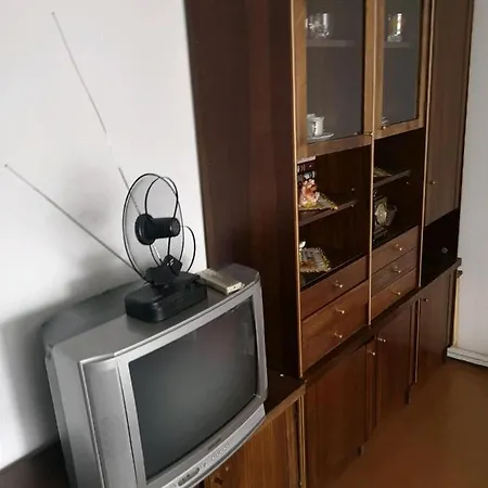 Lux Family Room In Ganshoren Apartment