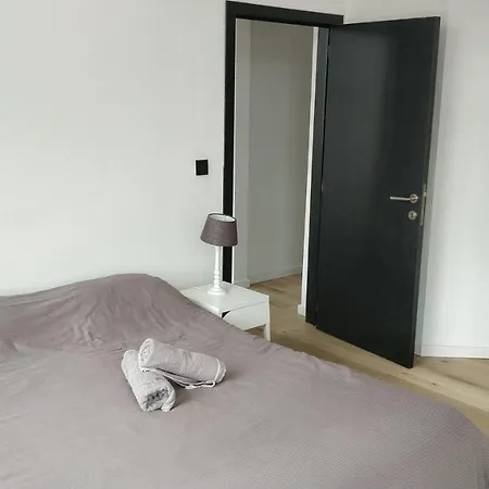 Flat Διαμέρισμα *