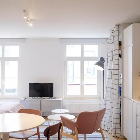 2 Beds In A Flat Near Grand Place *