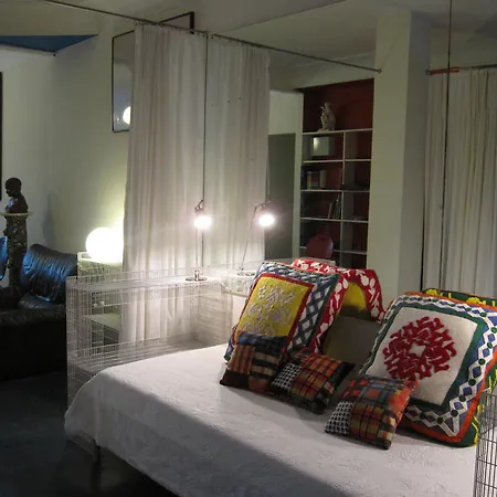 Ixelles Flats *