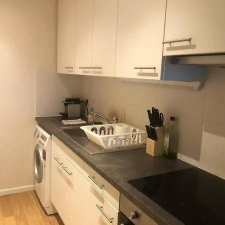 Luxury Av. Louise, Next To Chatelain! Apartamento Bruxelas