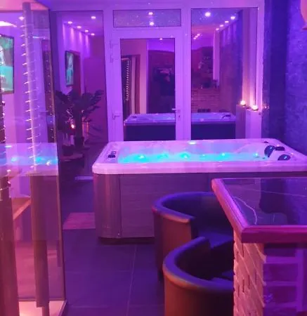 The Fenix Spa