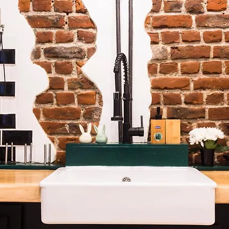 Rabbit Brussels Residence Διαμέρισμα