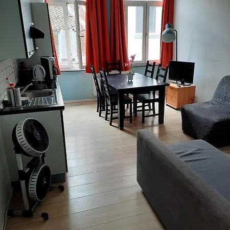 Jacques Brel Apartment Brüssel