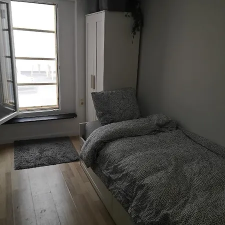 Un Petit Studio Confortable Au Coeur De Bruxelles * Brussels