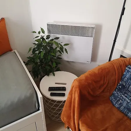 Un Petit Studio Confortable Au Coeur De Bruxelles Apartment