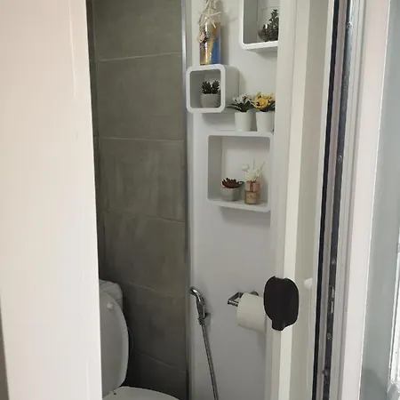 Un Petit Studio Confortable Au Coeur De Bruxelles Brussel