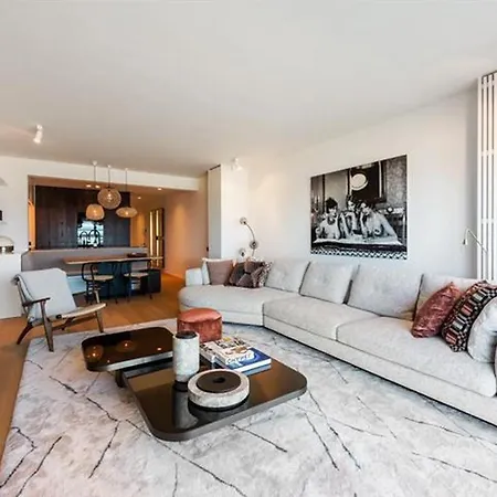 Charlemagne Appartement Brussels Апартаменты Брюссель