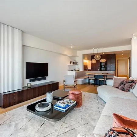 Charlemagne Appartement Brussels Апартаменты