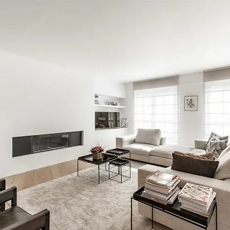 Апартаменты Charlemagne Appartement Brussels *