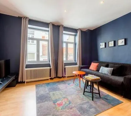 Gezellig Appartement Met Twee Slaapkamers En Balkon Bruxelles