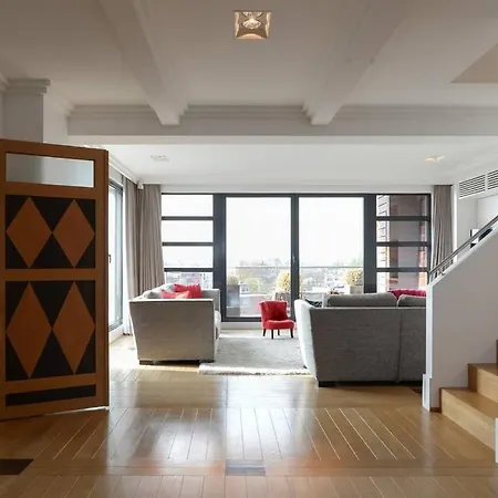 Penthouse With Amazing View ! Appartamento