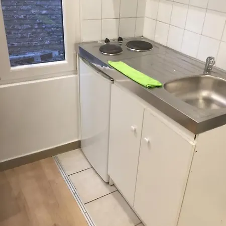 White Attractive Studio In Ixelles Apartment *