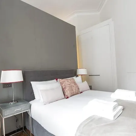 Modern Apartments In The Center Of Brussels Apartment
