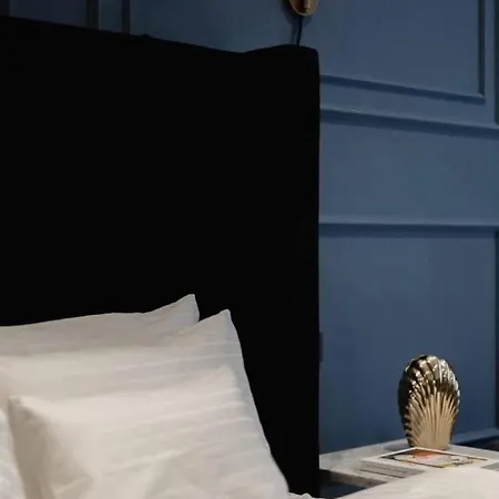 Take This House Apartment *