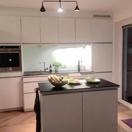 Super Appartement Met Faciliteiten *