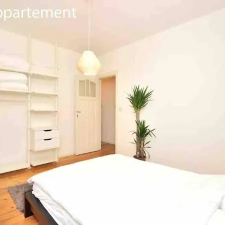 Cosy Apartment In Dansaert/St Catherine, Brussels 公寓 *